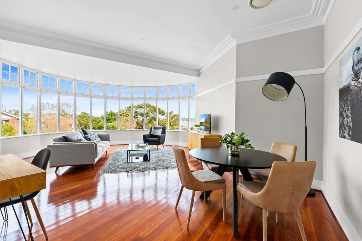 Huge Harbour View Apartment In Historic Home Sydney Buitenkant foto