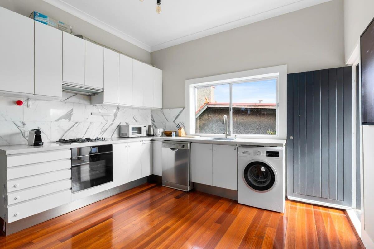 Huge Harbour View Apartment In Historic Home Sydney Buitenkant foto